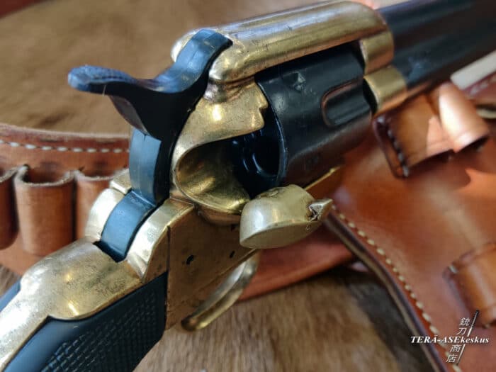 Colt Single Action Army 7.5" peacemaker revolveri asereplika ja jäljitelmäase