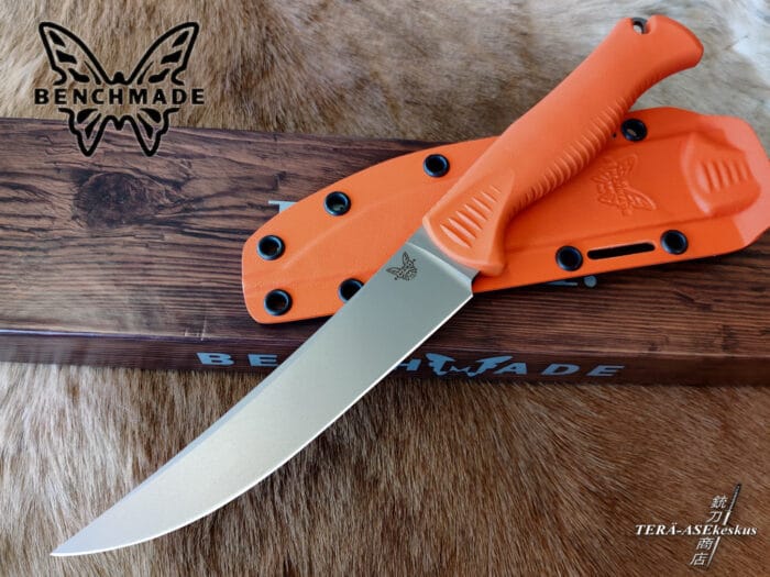 Benchmade 15500 Meatcrafter hunting knife