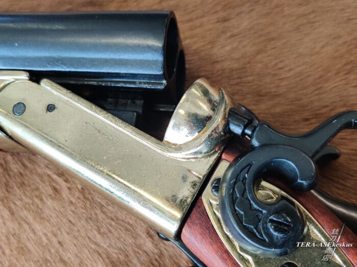 Double Barreled Sawed-Off Shotgun 1868 Brass Frame replikahaulikko ja jäljitelmäase