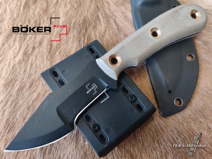 Böker Plus Micro Tracker hunting knife
