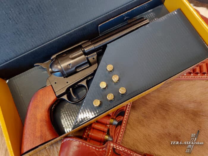 Colt Single Action Army 4 3/4" Black Edition asereplika revolveri