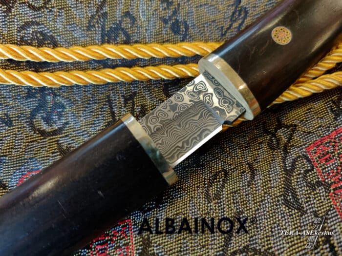 Albainox Damascus Yoroi-Dōshi American Tanto knife