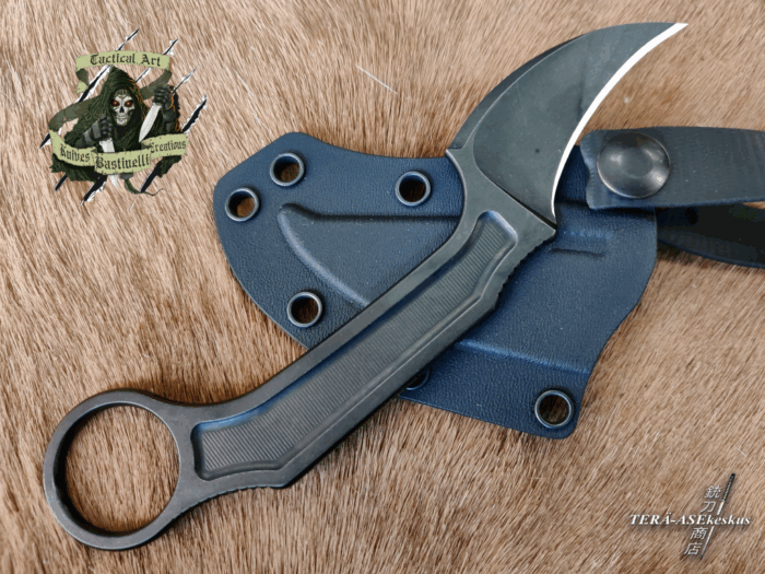 Bastinelli Anomaly reverse karambit veitsi