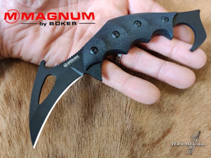 Böker Magnum Carnifex karambit knife