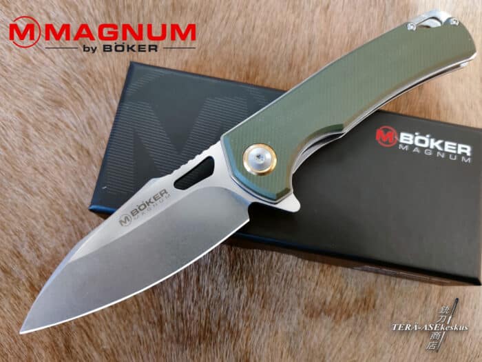 Böker Magnum Skeksis folding knife