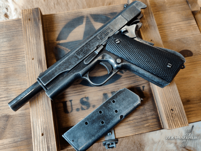 Denix Colt Government M1911 WWI Edition replica pistol