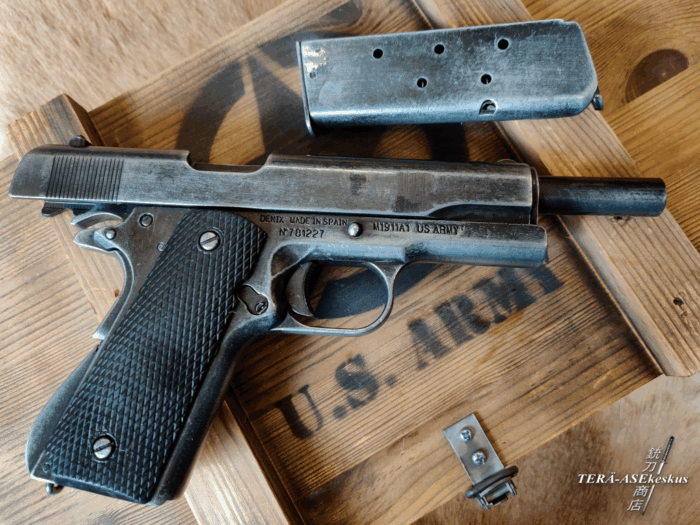 Denix Colt Government M1911 WWI Edition replica pistol