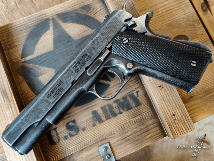 Denix Colt Government M1911 WWI Edition replica pistol
