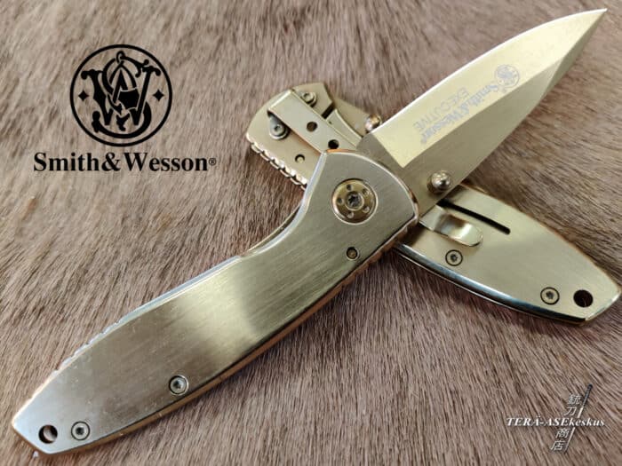 Smith & Wesson Executive Gold folding knife