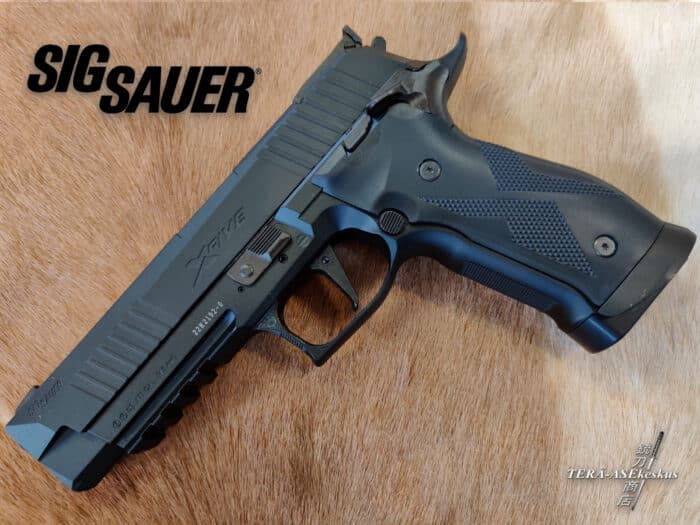 Sig Sauer P226 X-Five 4.5mm Co2 air pistol
